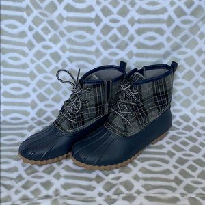 Duck boots/rain boots